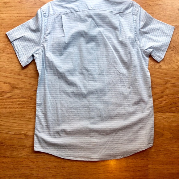 👕 Sonoma “Perfect Length” Button-Down Shirt, Md - Picture 2 of 4